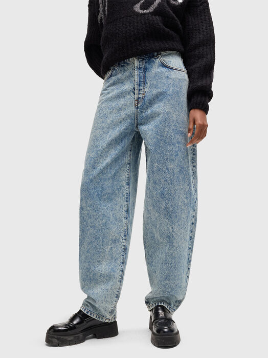 Wide-leg jeans