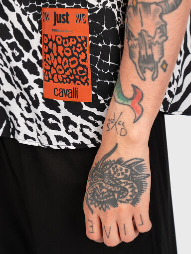 Cotton shirt with short sleeves and animal print - 5