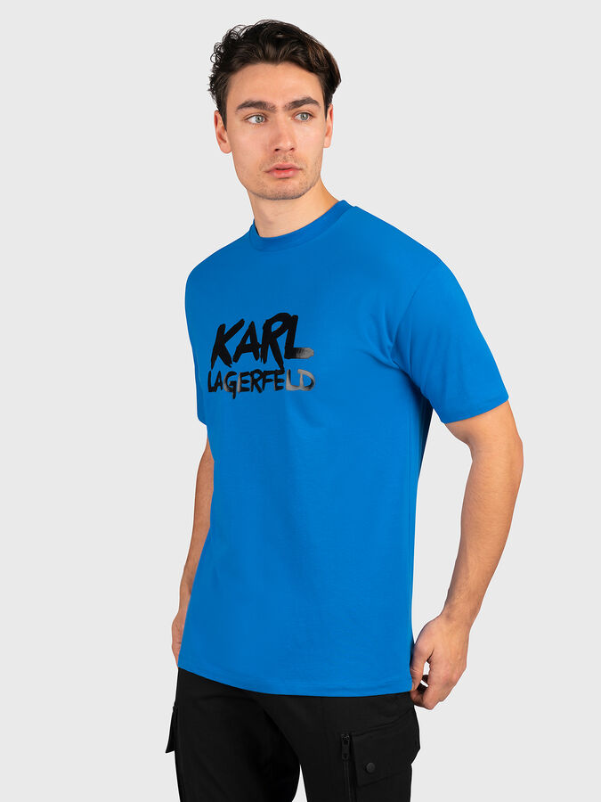 Beige T-shirt with contrasting logo lettering