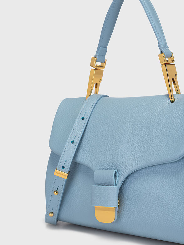 Leather bag with metal details - 4