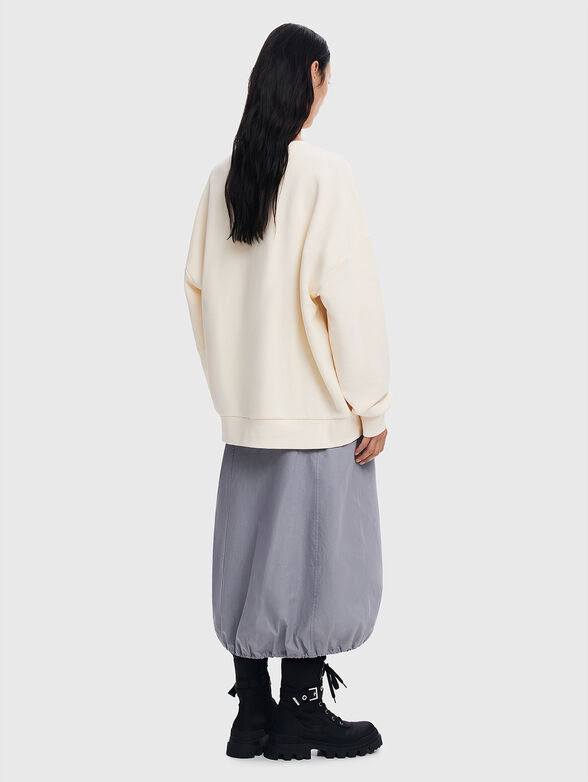 Oversized sweatshirt with contrast print - 3