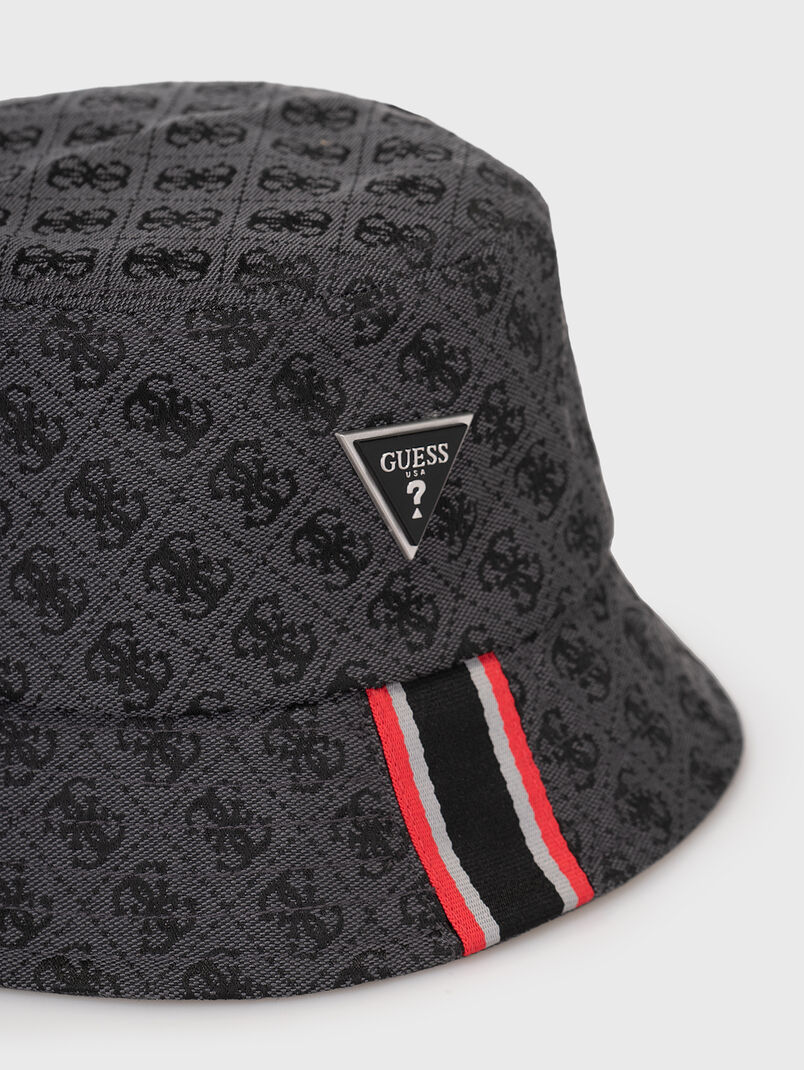 Bucket hat with monogram logo print in beige - 3
