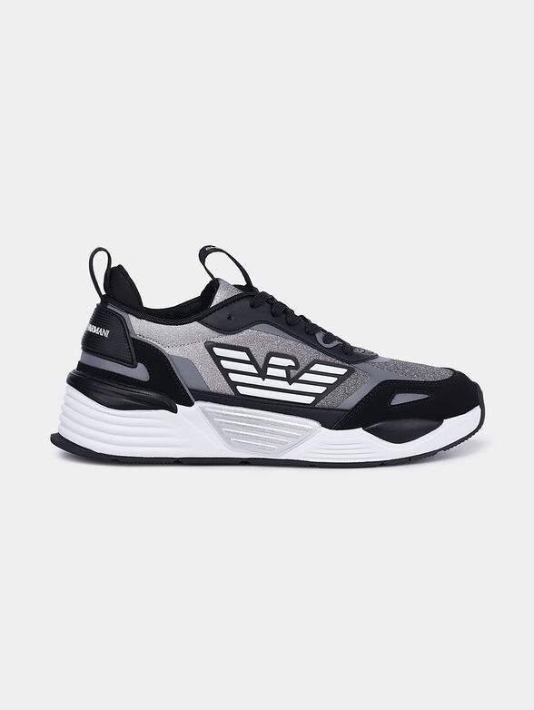 Sneakers with sparkling patches - 1