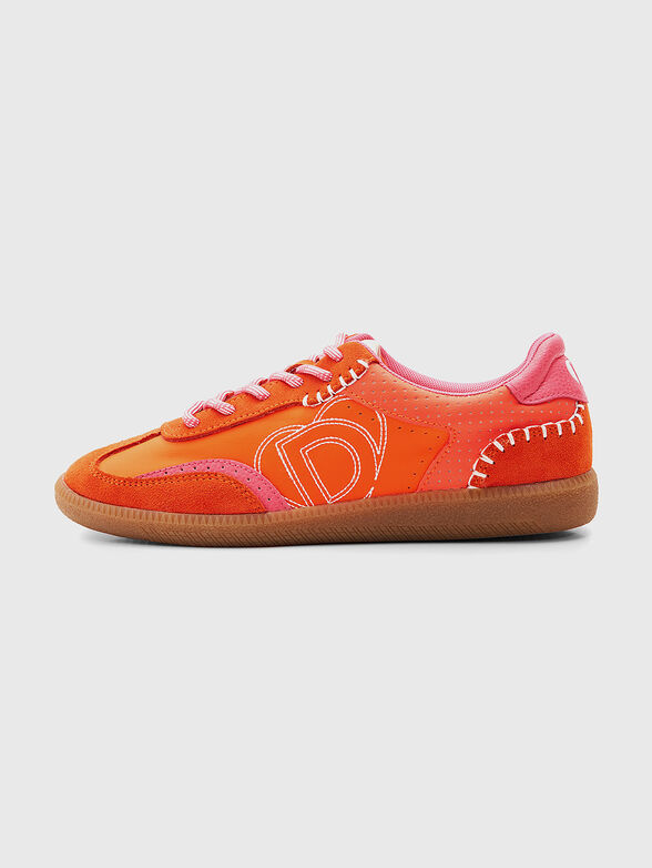 Sneakers with contrast elements - 1