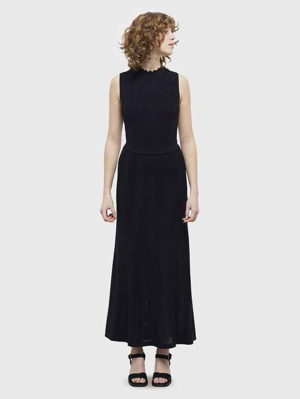 Long black knitted sleeveless dress - 4