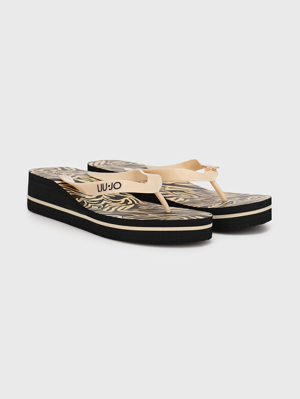 Flop-flops with print - 2
