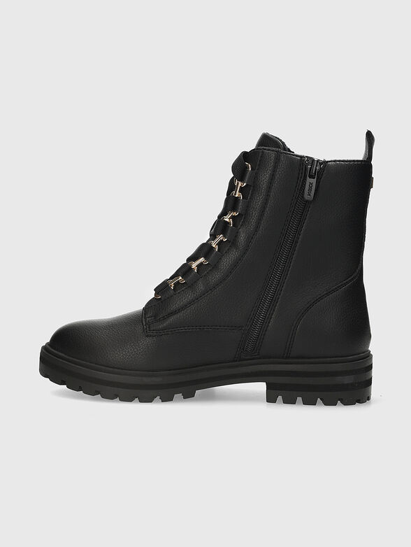 Black boots with logo detail - 4