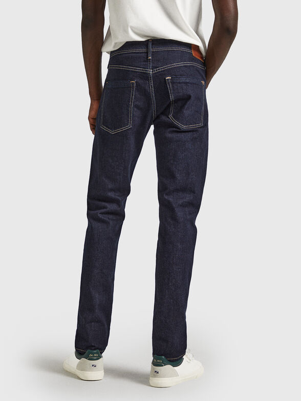 Dark blue jeans with contrast stitching - 2