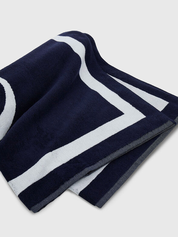 Beach towel with print - 2