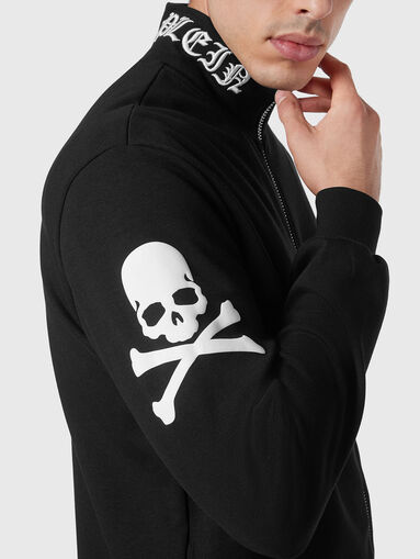 Sweatshirt with embroidered logo on the collar - 4