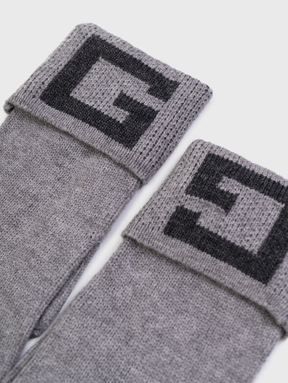 Black knitted gloves - 2