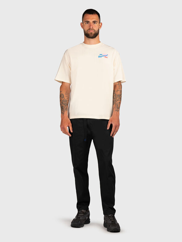 T-shirt with oval neckline and print - 2