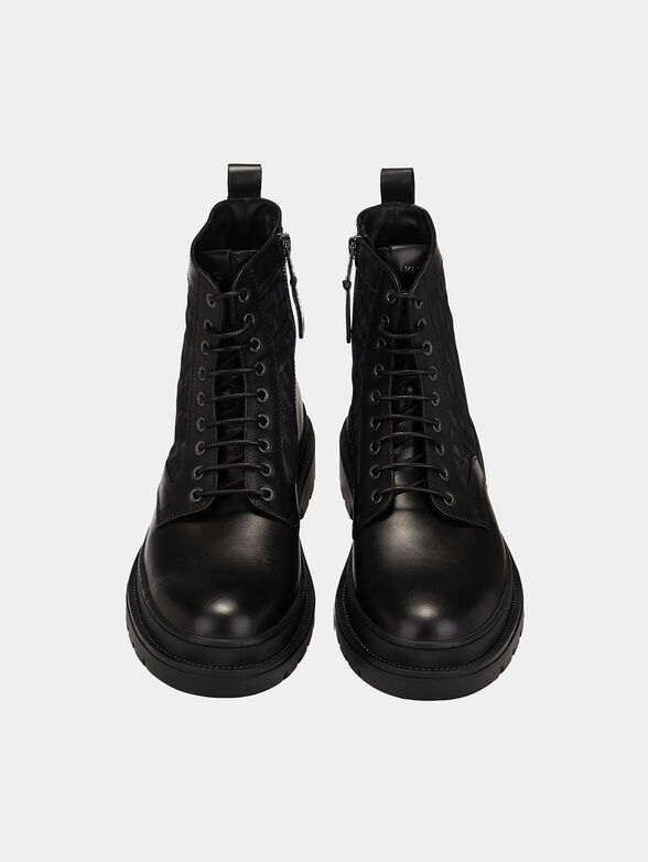 OUTLAND ankle boots with monogram logo print - 6