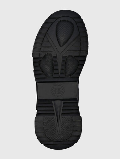 PREDATOR black sports shoes - 3