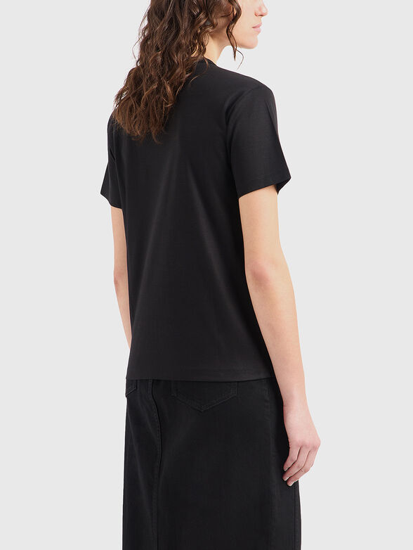 Black T-shirt with necklace print - 3