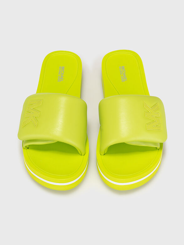 Black platform beach shoes - 6