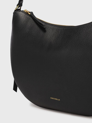 Black hobo bag with metal accent - 4