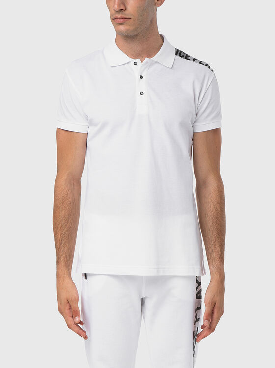 Polo-shirt with a contrasting print - 1