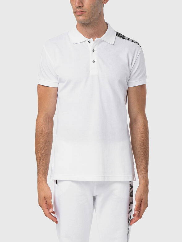 Polo-shirt with contrasting logo detail - 1