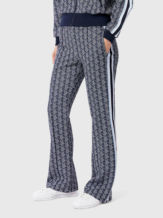 Sports trousers with wide legs - 1