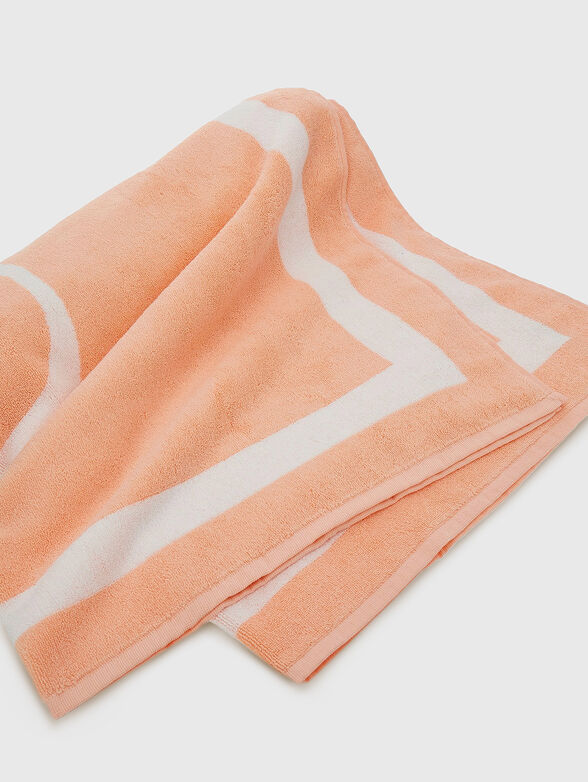 Beach towel with print - 2