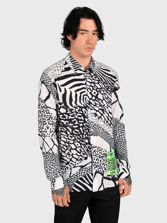 Shirt with accent patch and animal print - 1
