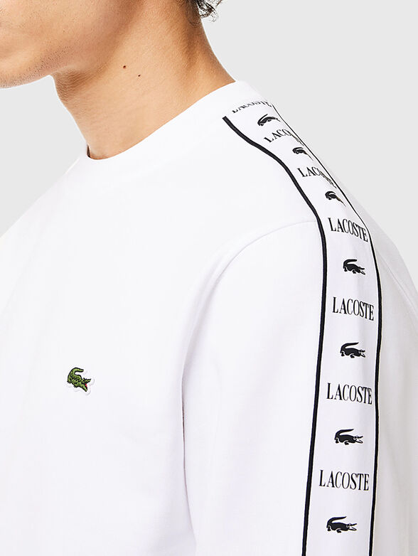 Sweatshirt with contrast stripe  - 4