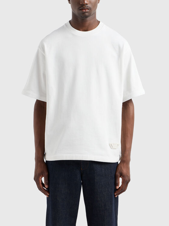 Tricou alb cu petic logo - 1