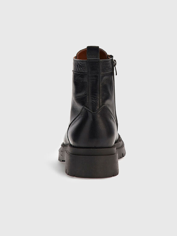 PISA black boots - 3
