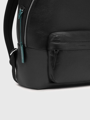 Black leather backpack  - 4