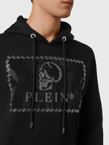 Black hooded sweatshirt with rhinestones - 4