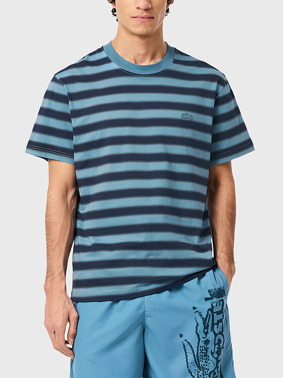 Tricou din bumbac cu dungi și logo brodat - 1