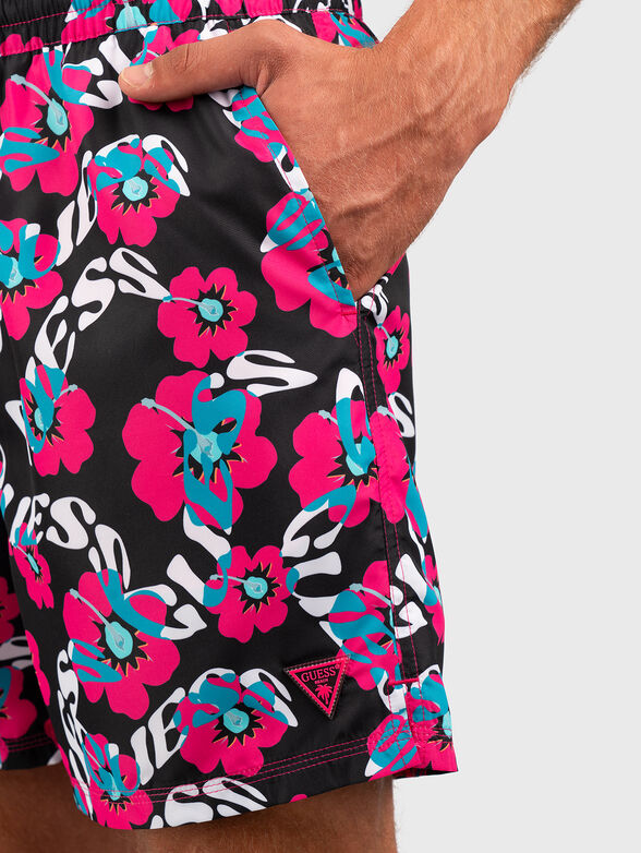 Beach shorts with floral print - 3