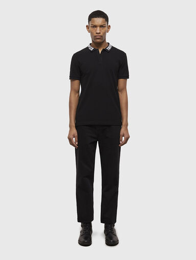 Black polo-shirt with accent collar - 4